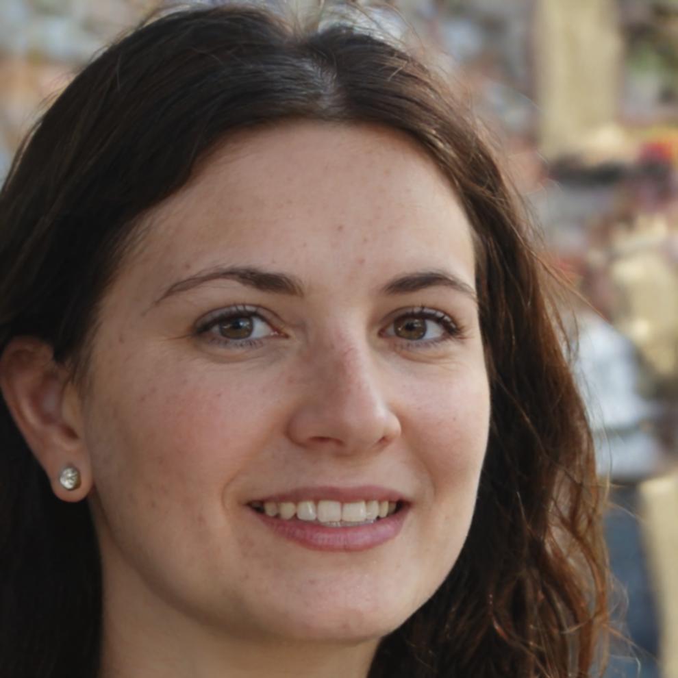 Айгуль Жанбырбаева - ведущий аналитик